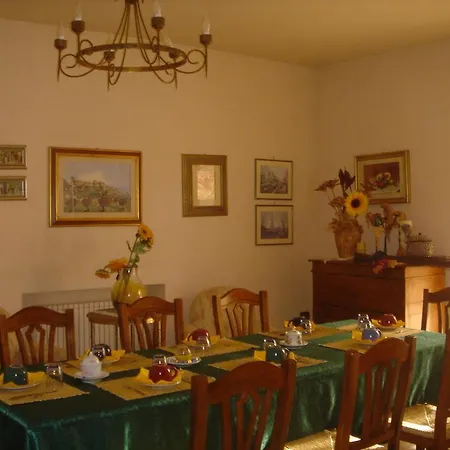 Le Rondinelle Bed & Breakfast
